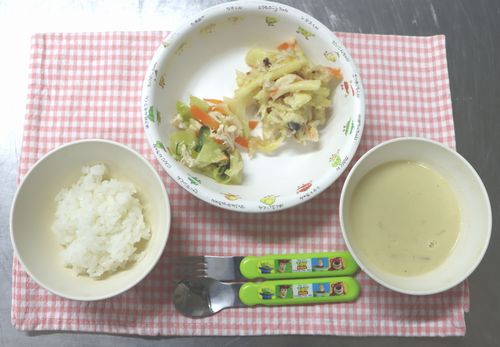 3月23日(月）の給食